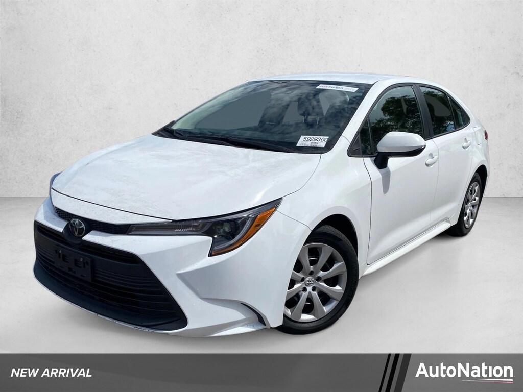 Used 2025 Toyota Corolla LE Sedan