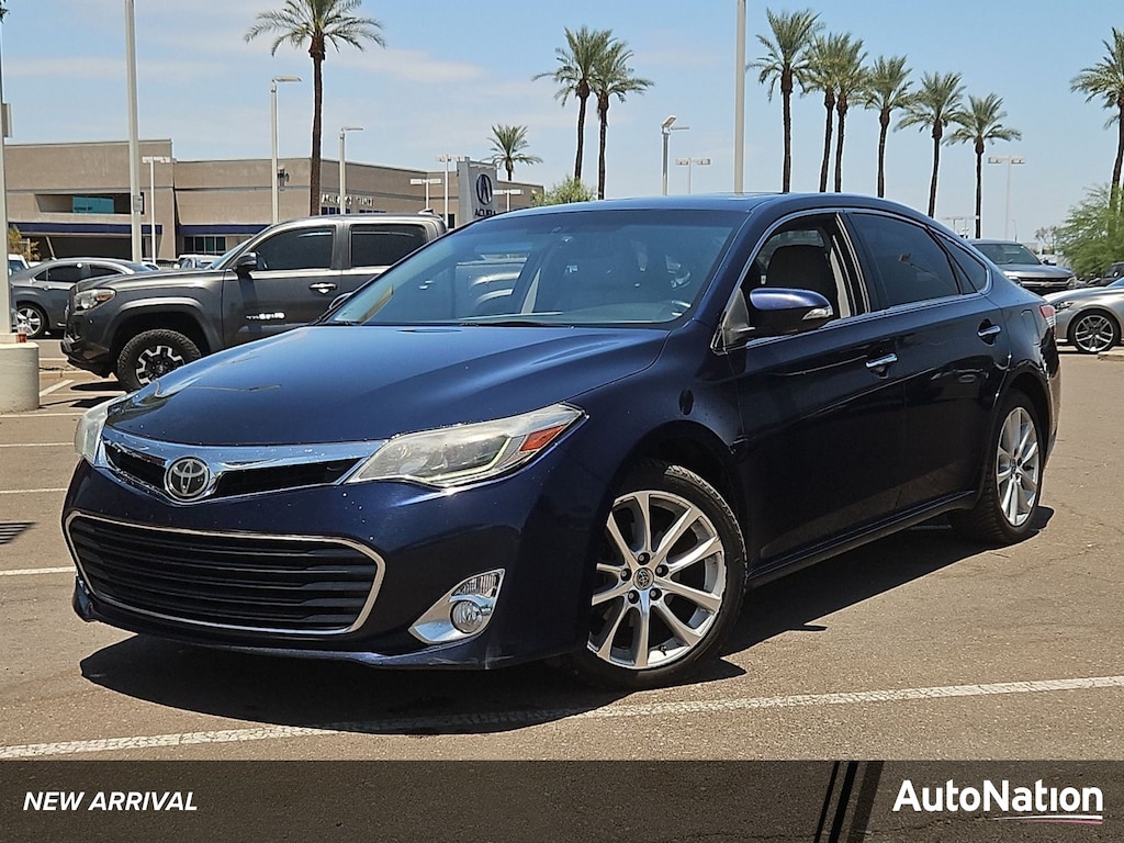 Used 2013 Toyota Avalon Limited Sedan