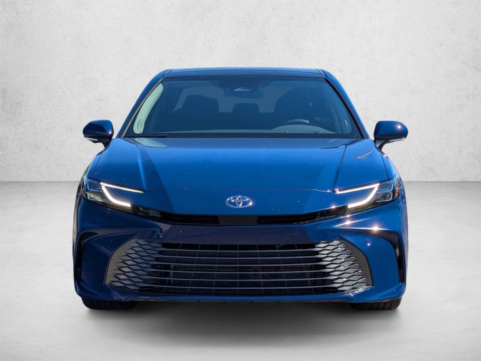 2026 Toyota Camry XLE - Photo 6
