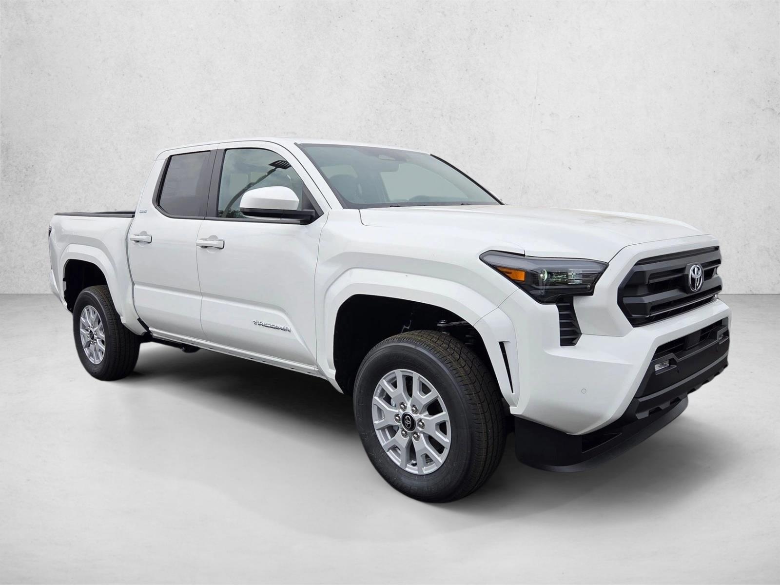 2026 Toyota Tacoma SR5 - Photo 7