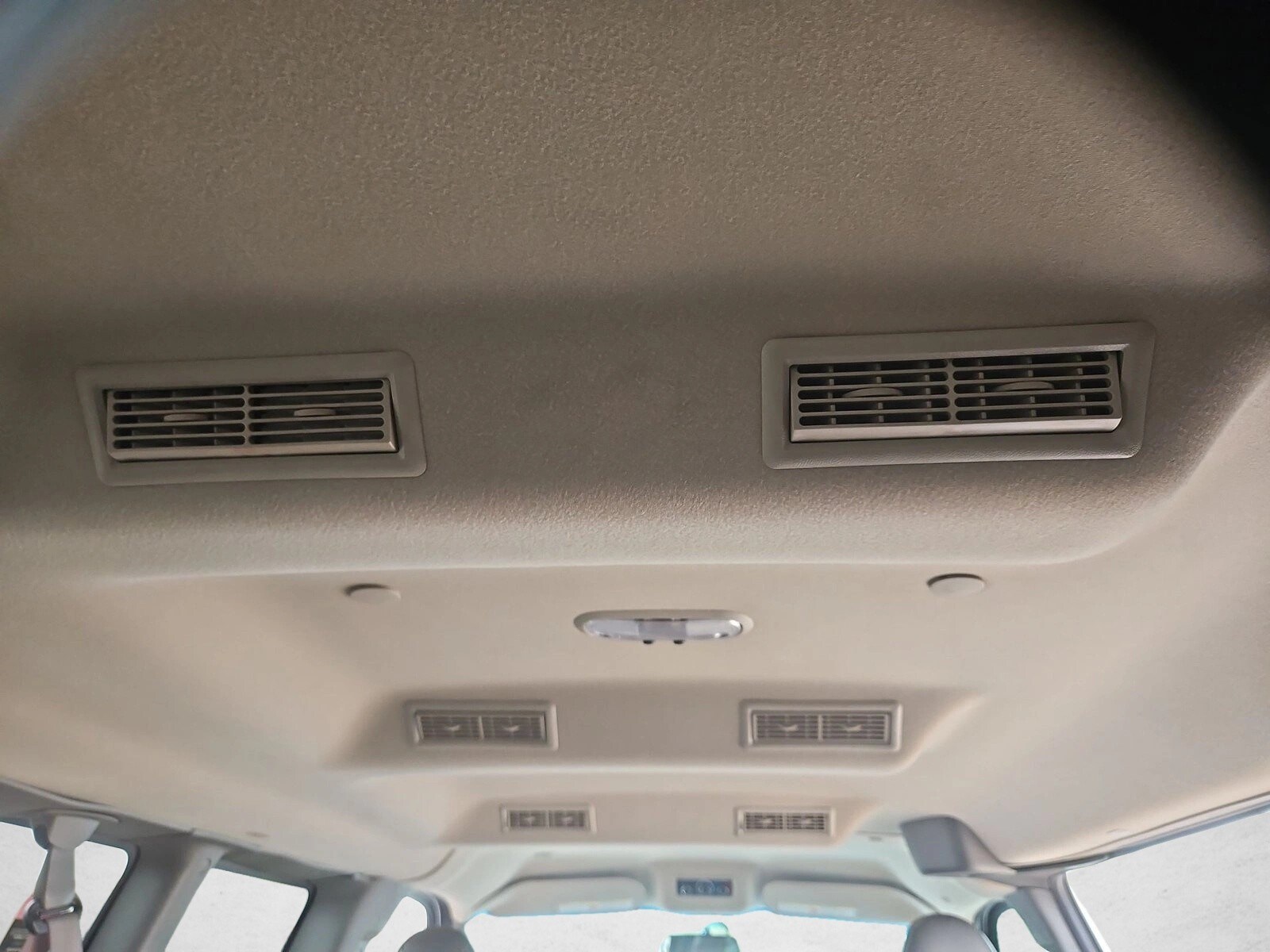 2023 Chevrolet Express Passenger LS - Photo 22