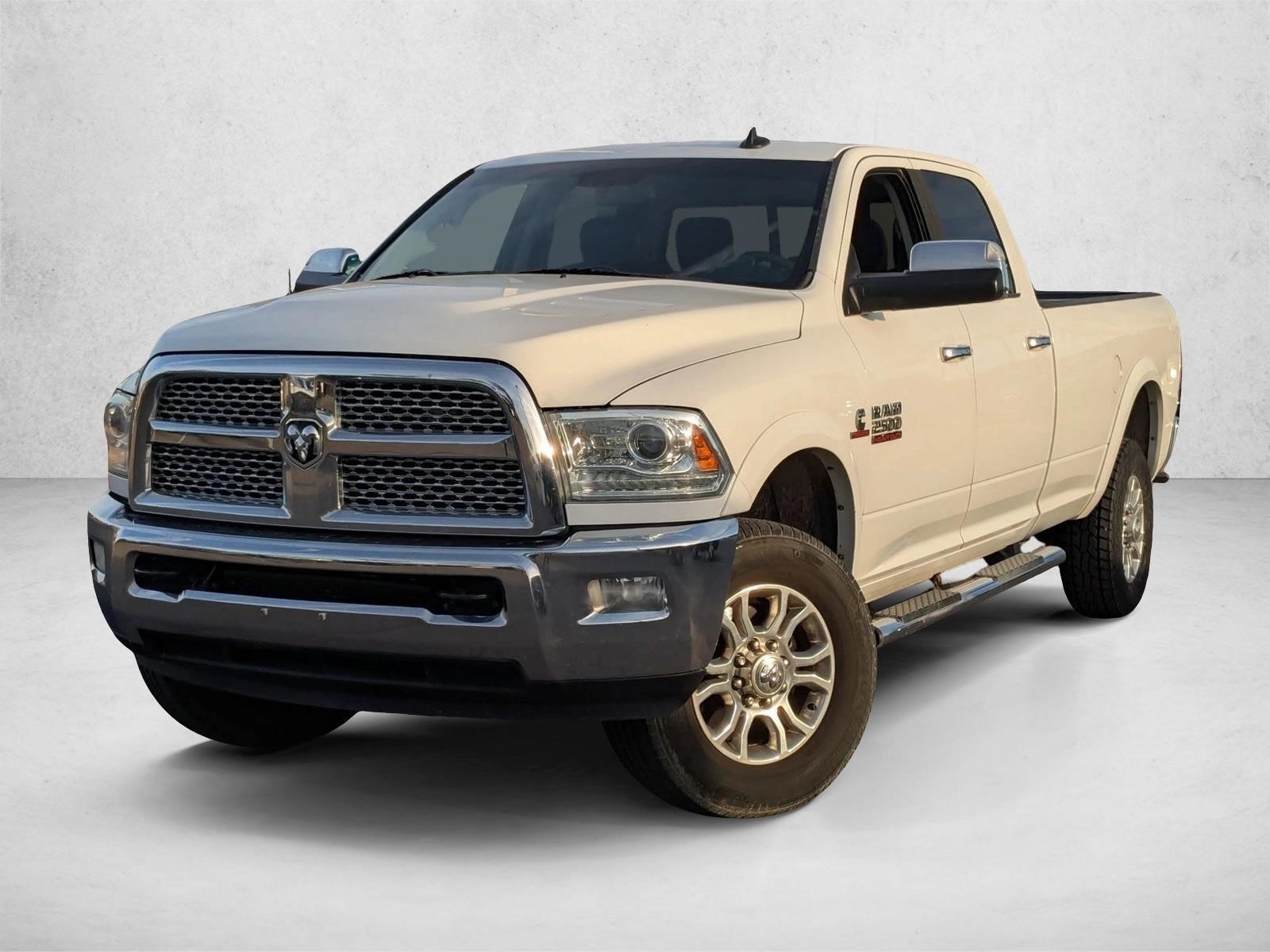 2015 RAM Ram 2500 Pickup Laramie's photo
