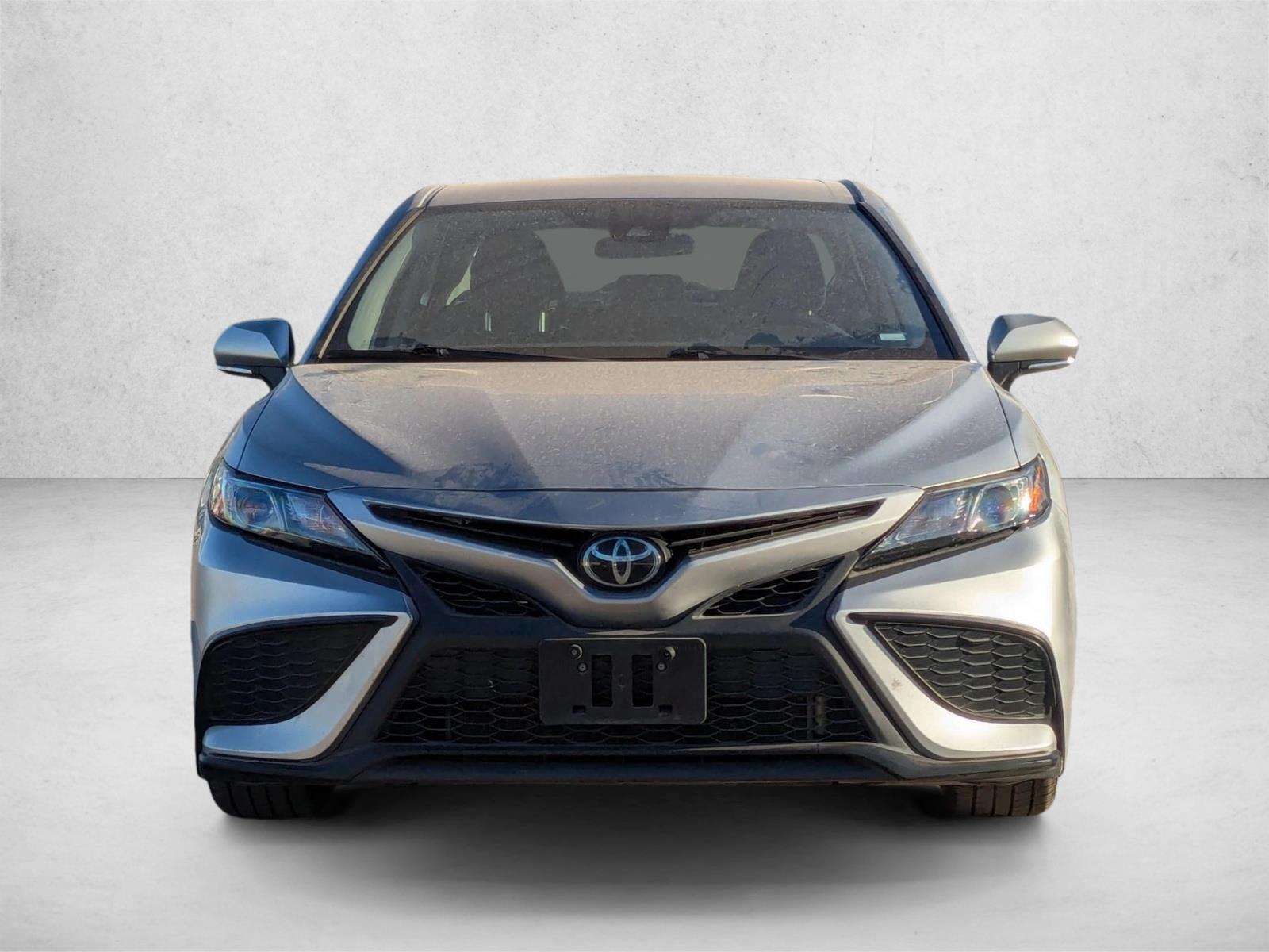 2023 Toyota Camry SE photo 2
