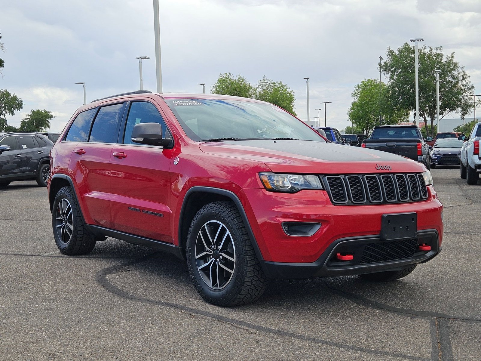 2020 Jeep Grand Cherokee Trailhawk photo 3