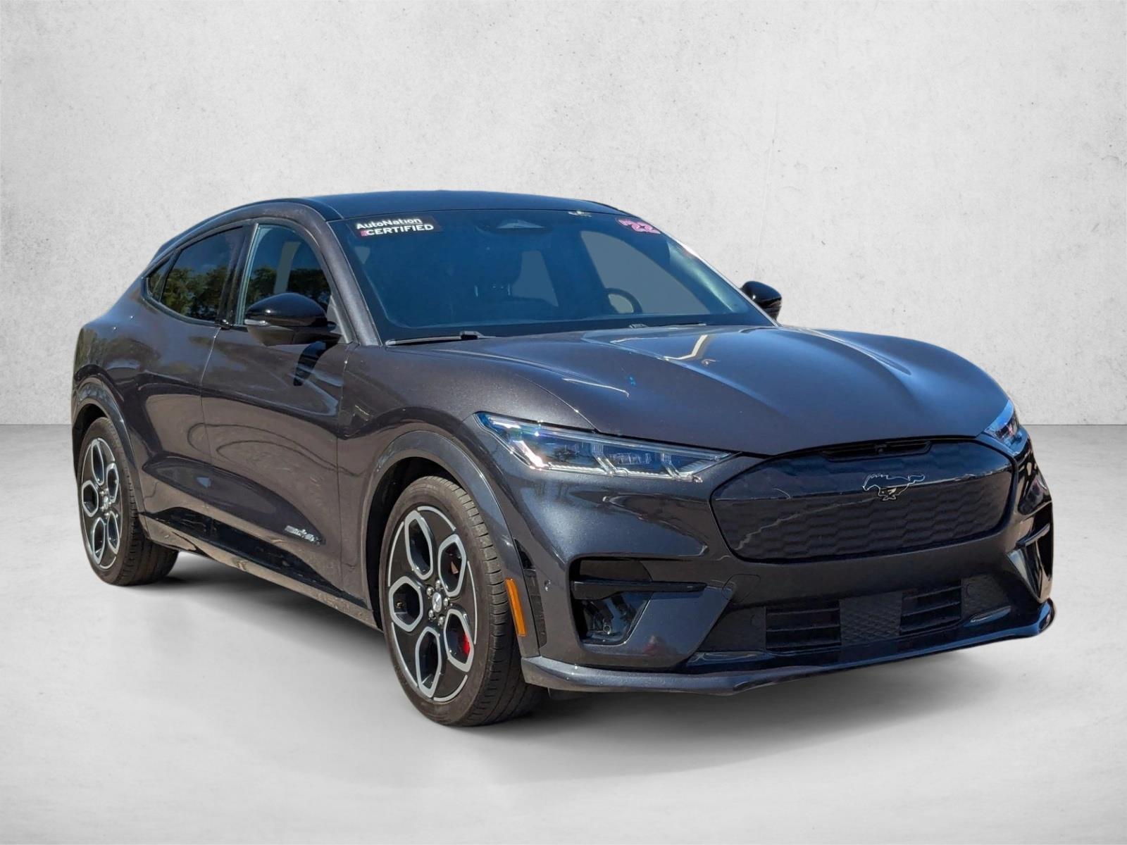 2022 Ford Mustang Mach-E GT photo 3