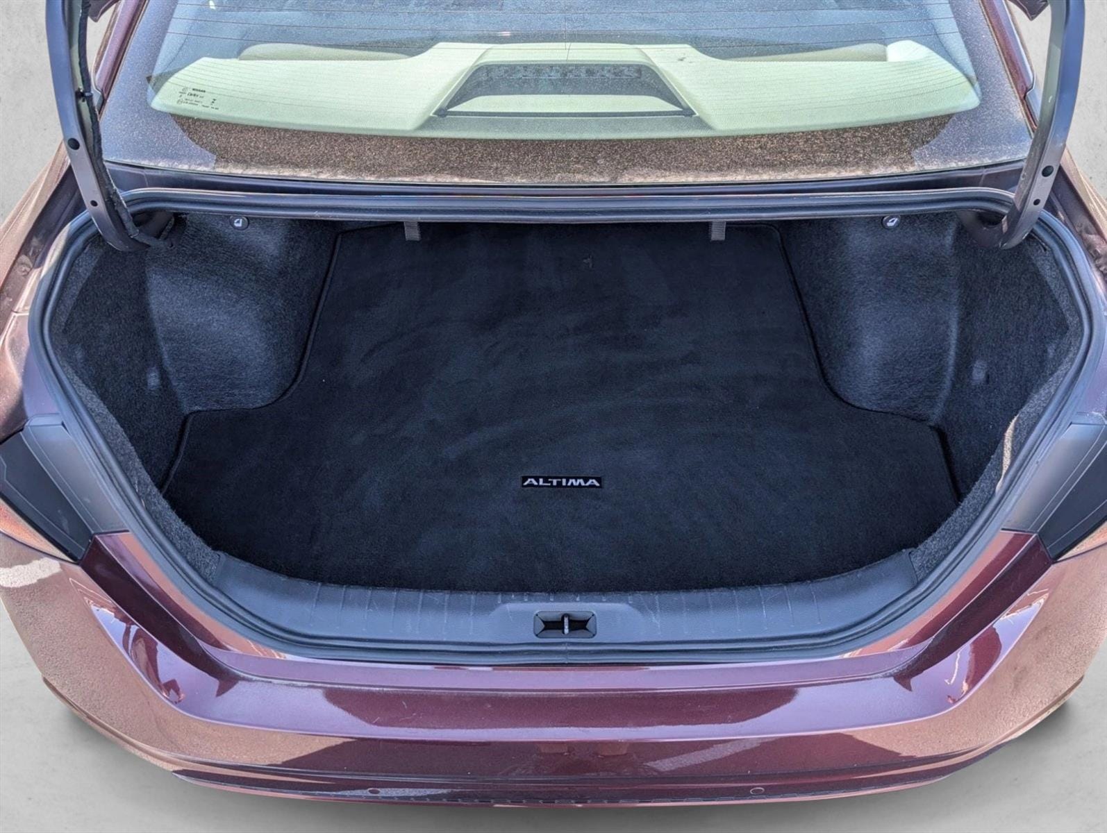 2025 Nissan Altima SV - Photo 6