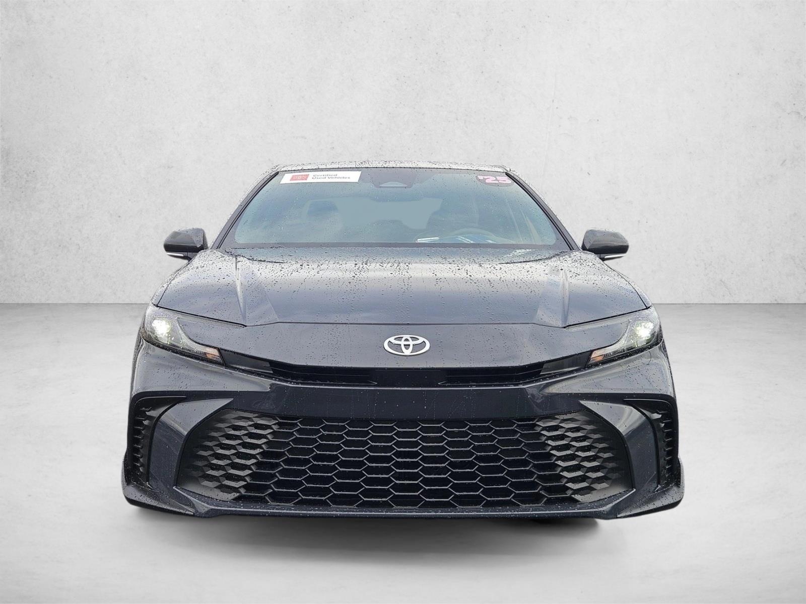 2025 Toyota Camry SE photo 2