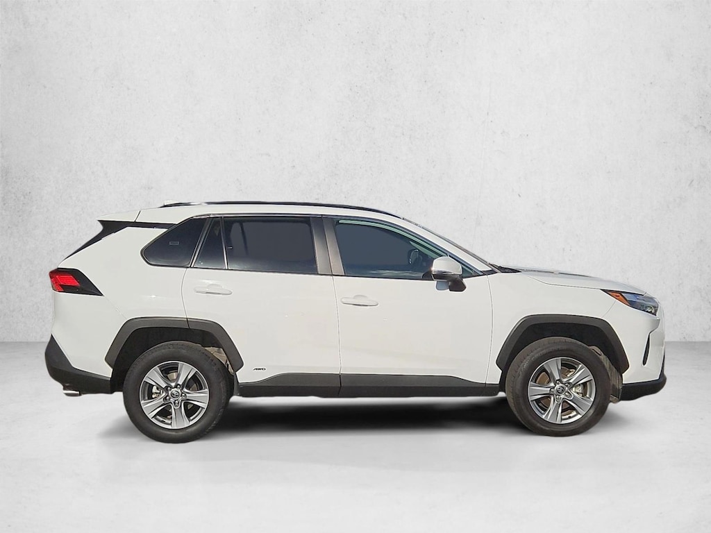 Used 2025 Toyota RAV4 Hybrid XLE SUV