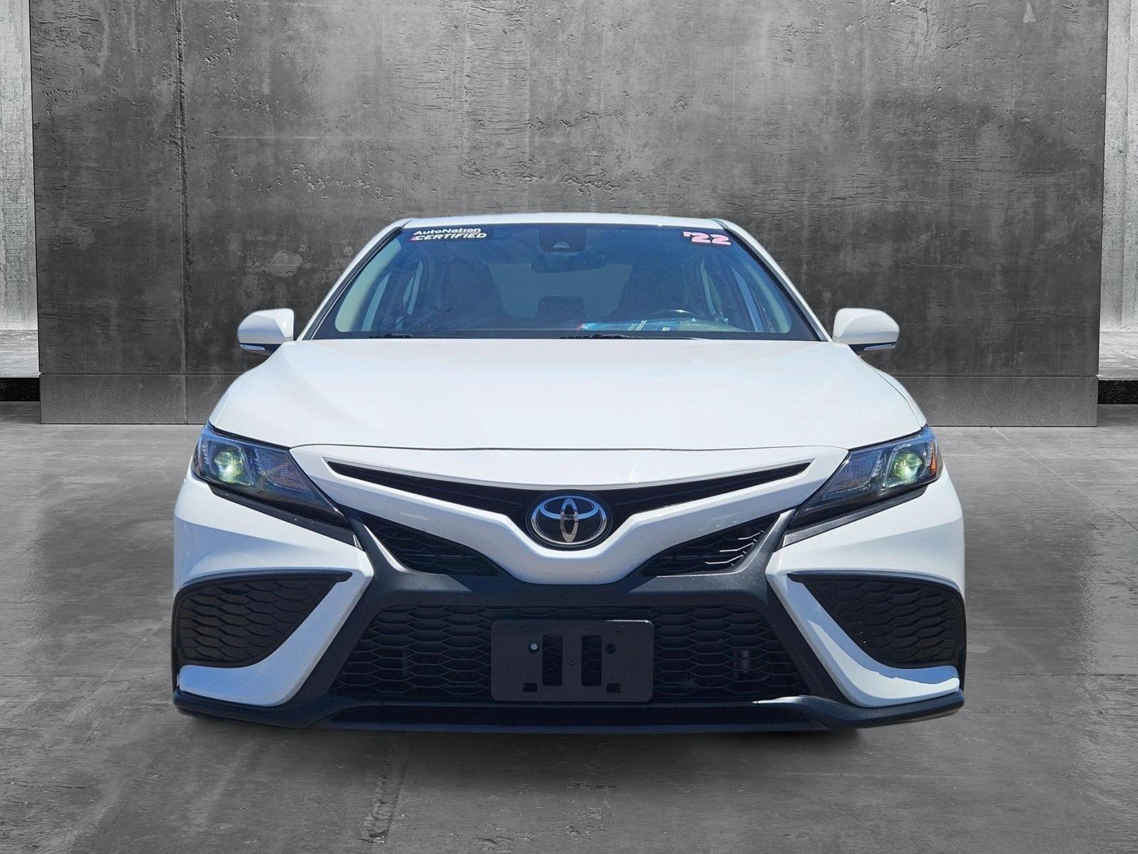 Used 2022 Toyota Camry SE with VIN 4T1G11AK5NU053824 for sale in Tempe, AZ