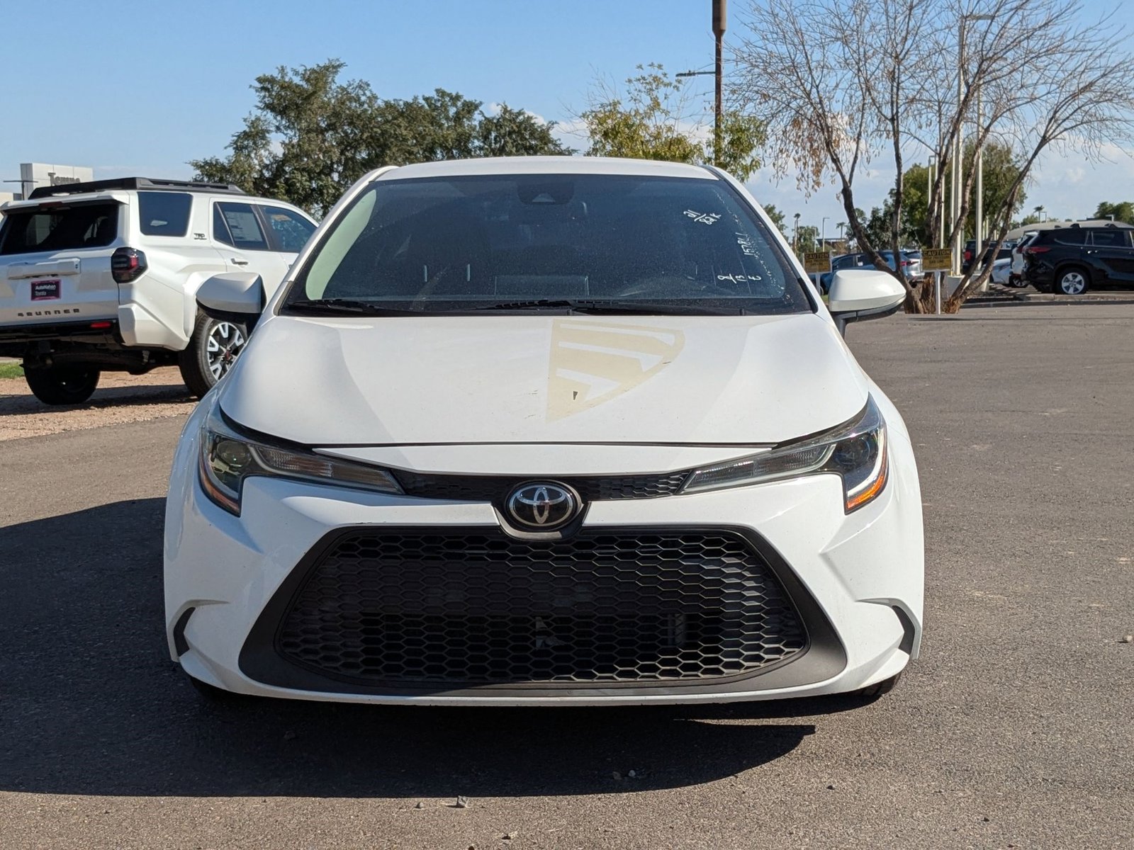 2021 Toyota Corolla LE photo 2