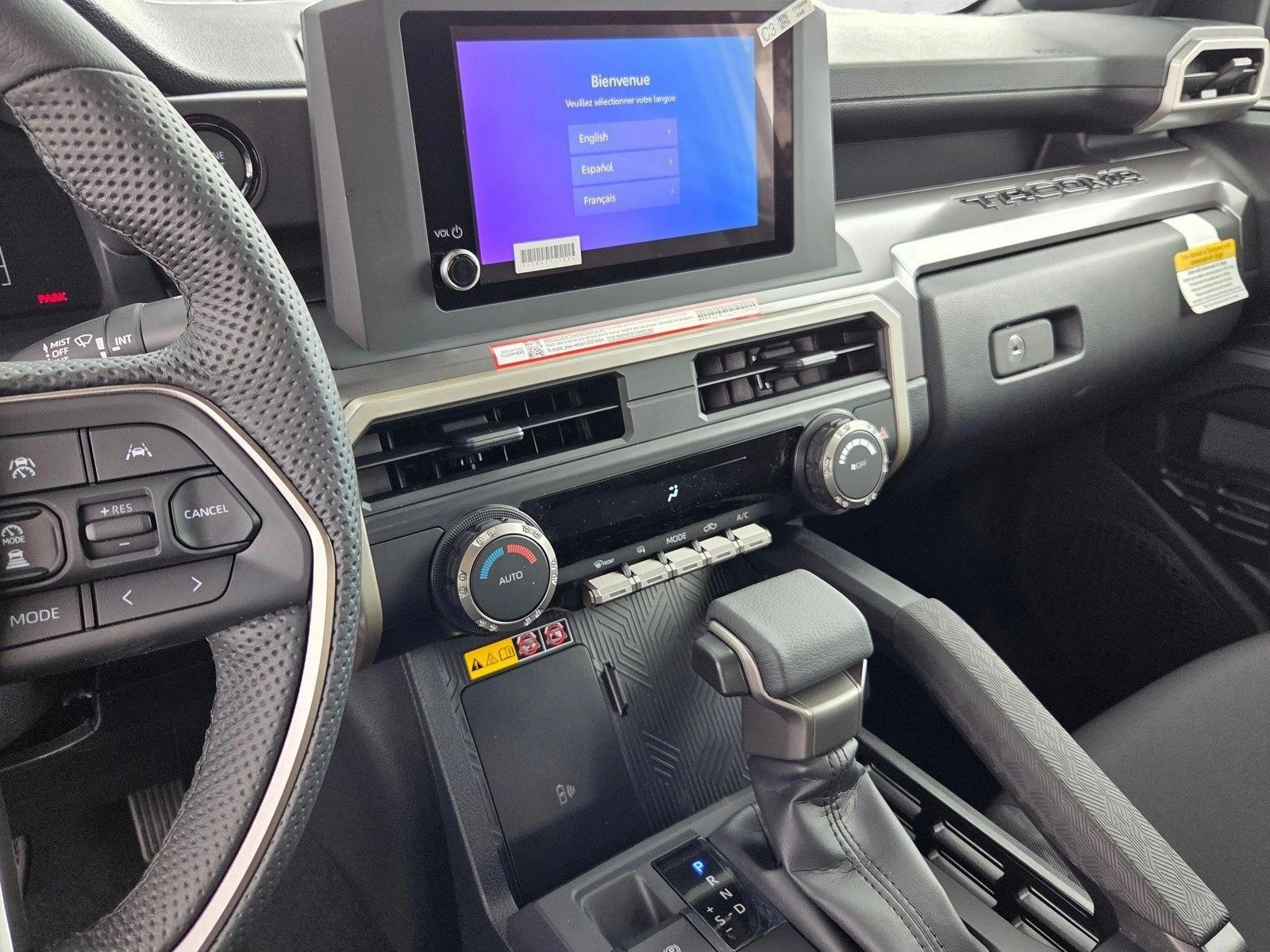 2026 Toyota Tacoma SR5 - Photo 12