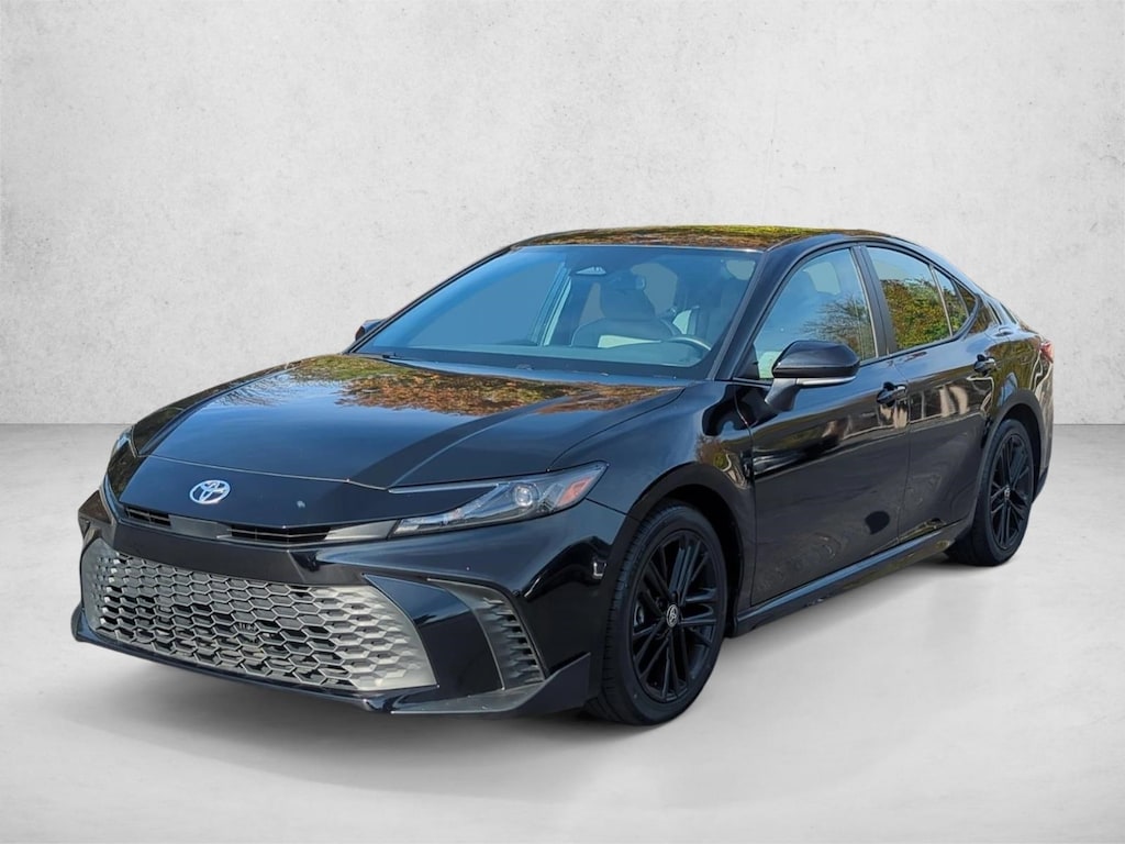 Used 2025 Toyota Camry SE Sedan