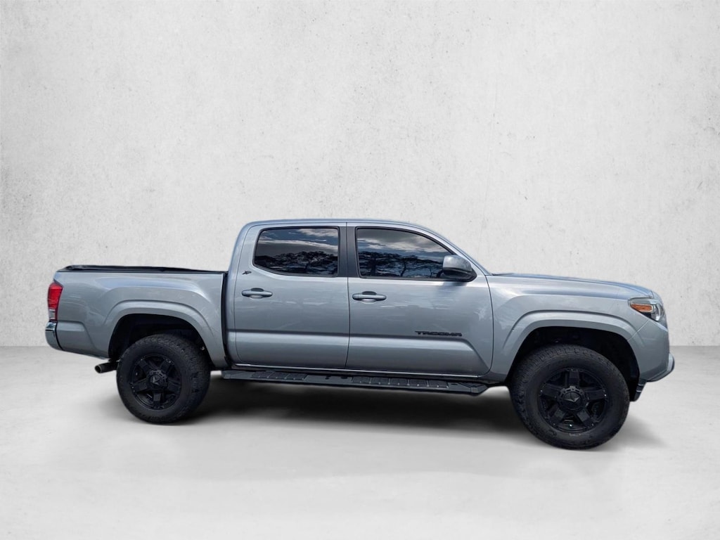 Used 2016 Toyota Tacoma SR5 V6 Truck Double Cab