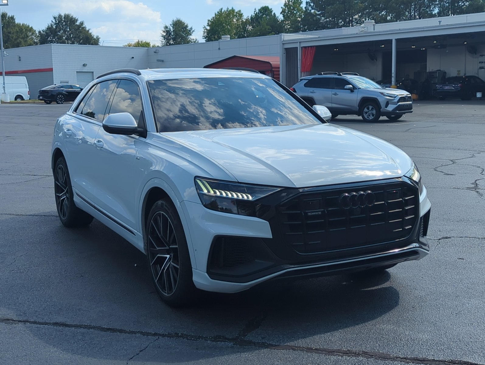 2021 Audi Q8 line Premium Plus photo 3