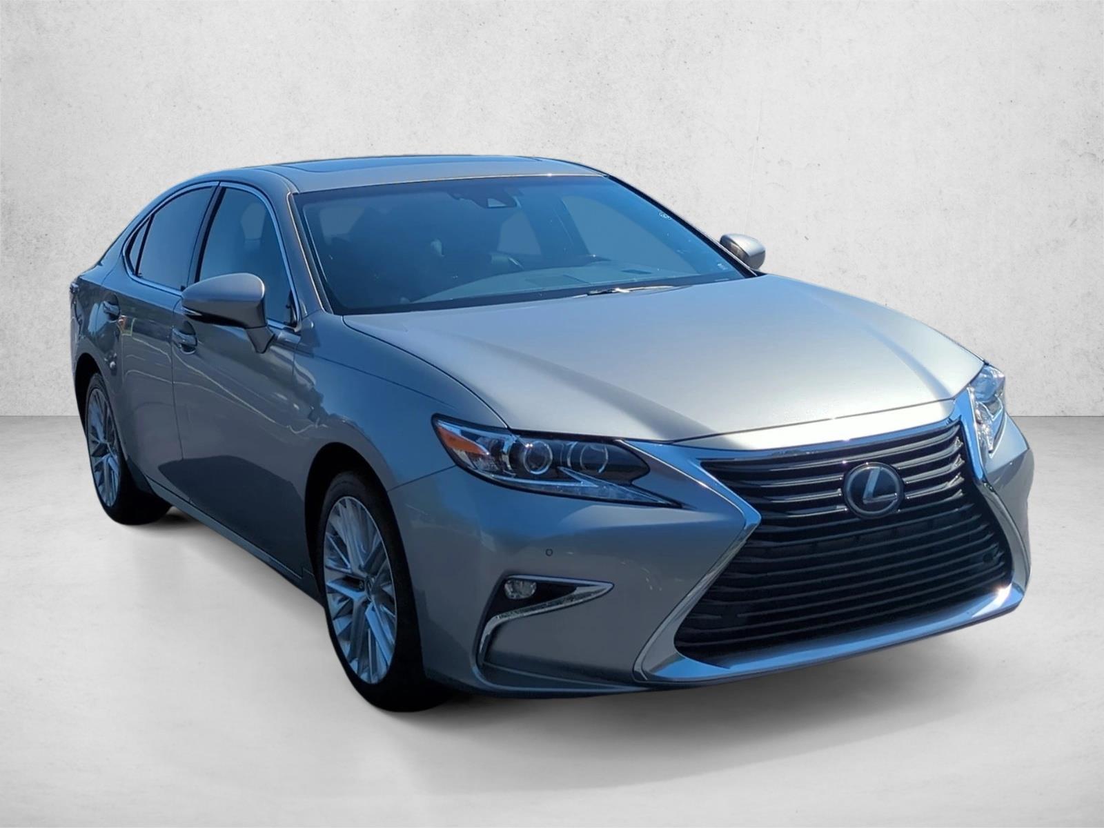 2016 Lexus ES 350 photo 3