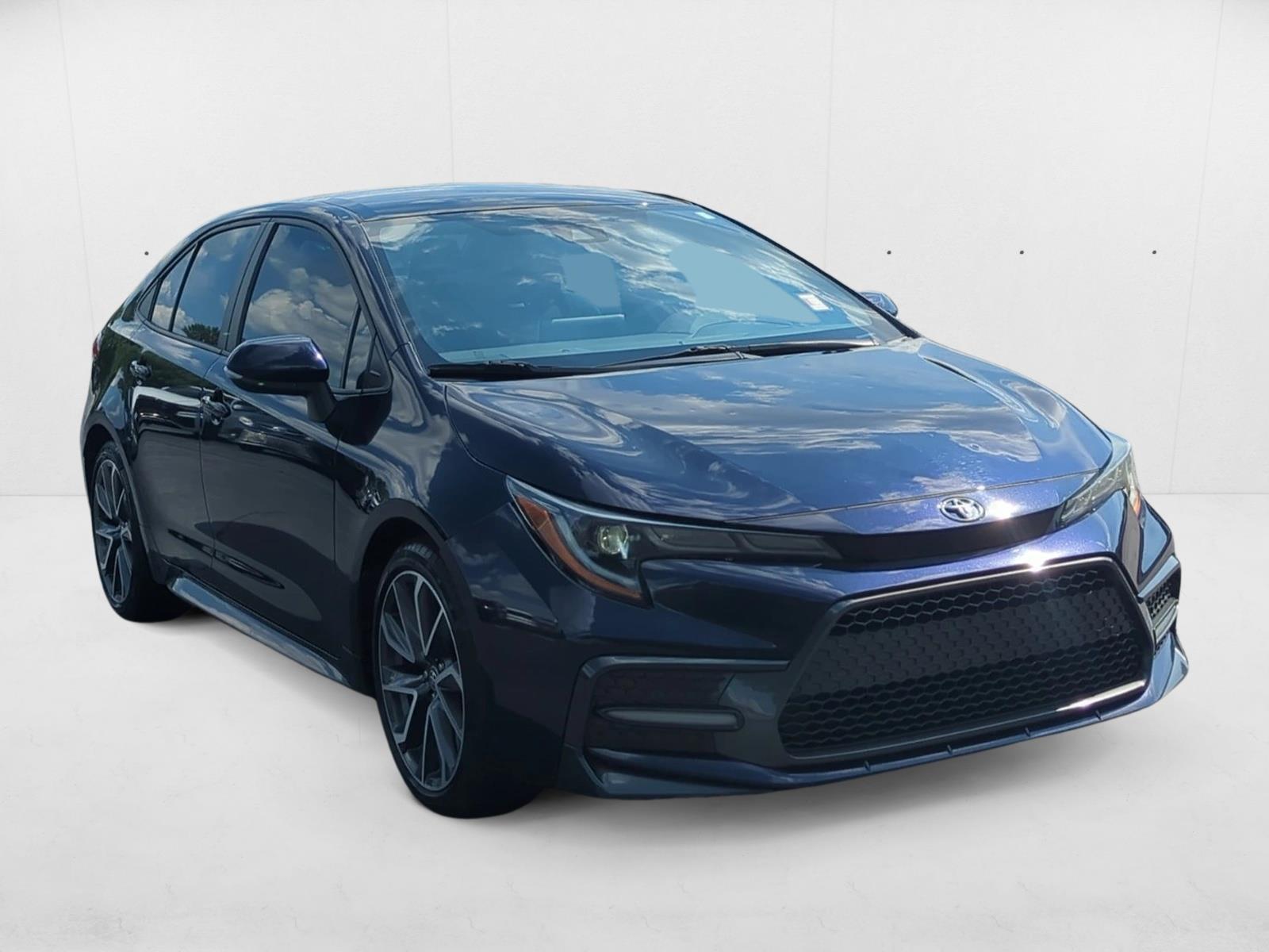 2021 Toyota Corolla SE photo 3