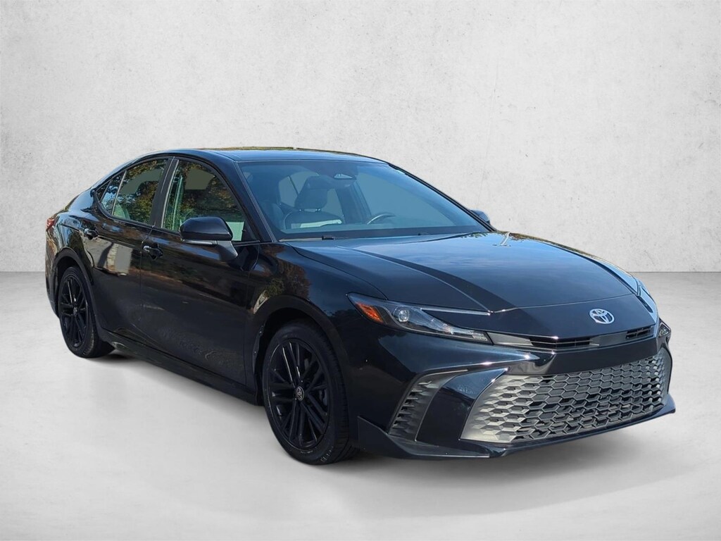 Used 2025 Toyota Camry SE Sedan