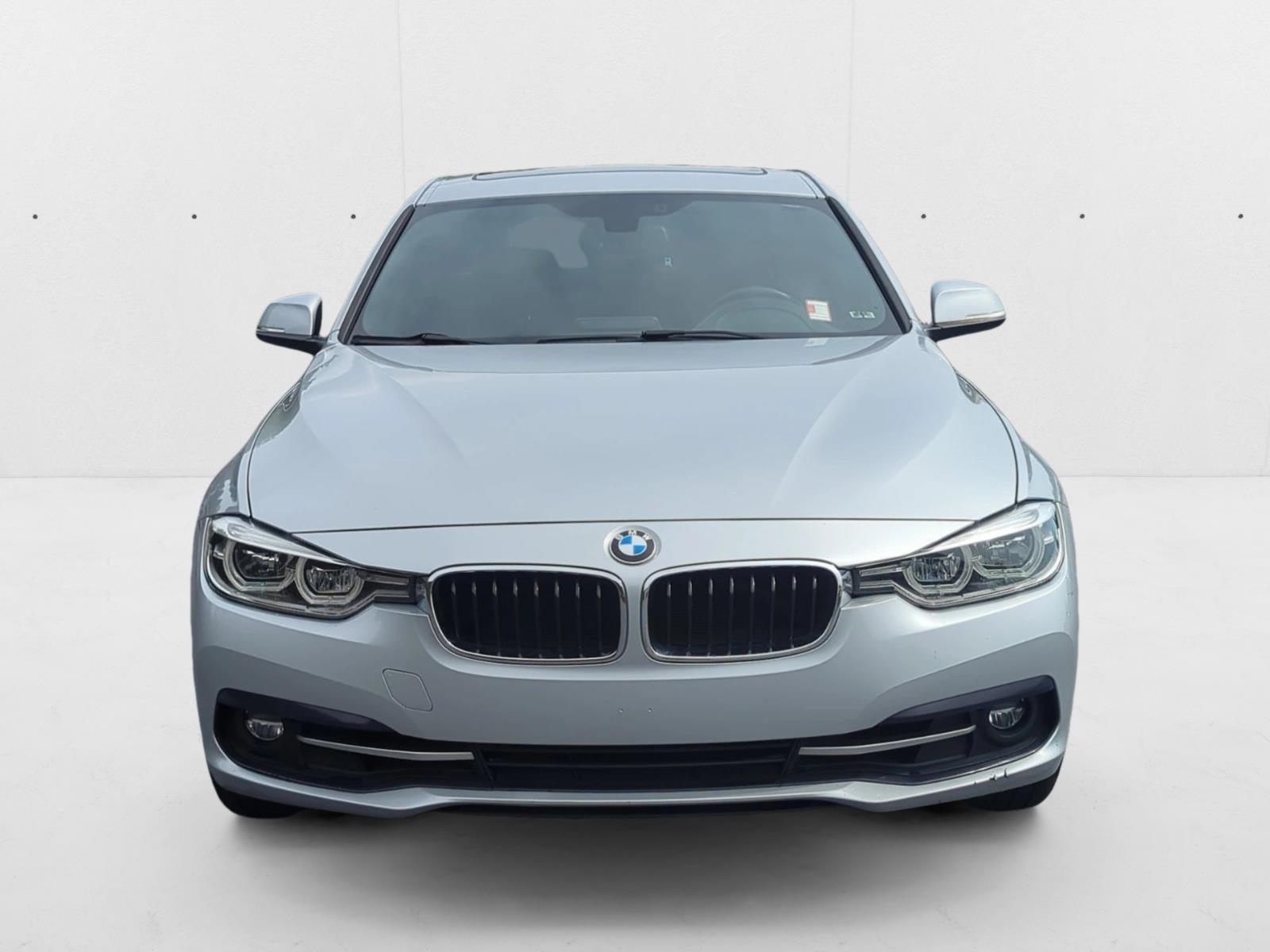 2018 Bmw 330i Sedan photo 2