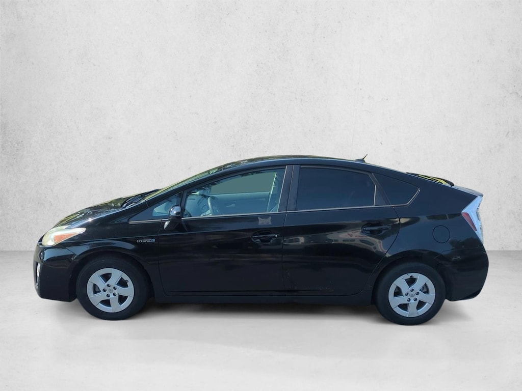 Used 2010 Toyota Prius III Hatchback