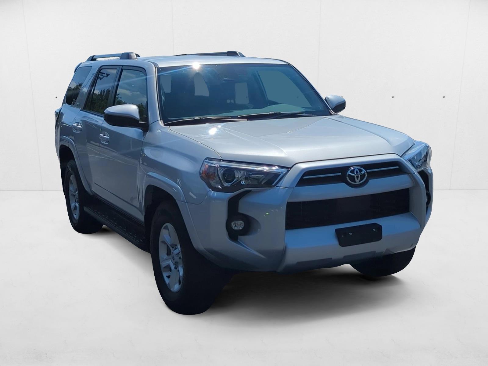 2024 Toyota 4Runner SR5 photo 3