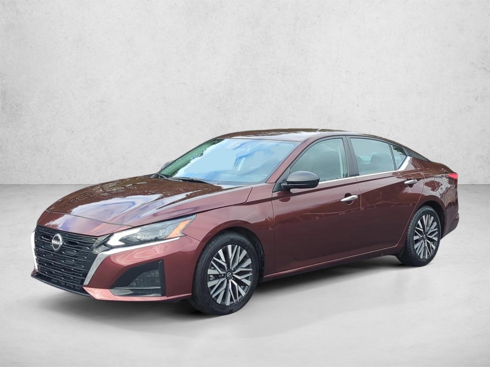 2024 Nissan Altima SV's photo