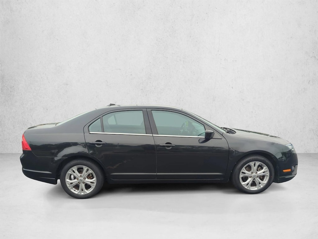 Used 2012 Ford Fusion SE Sedan