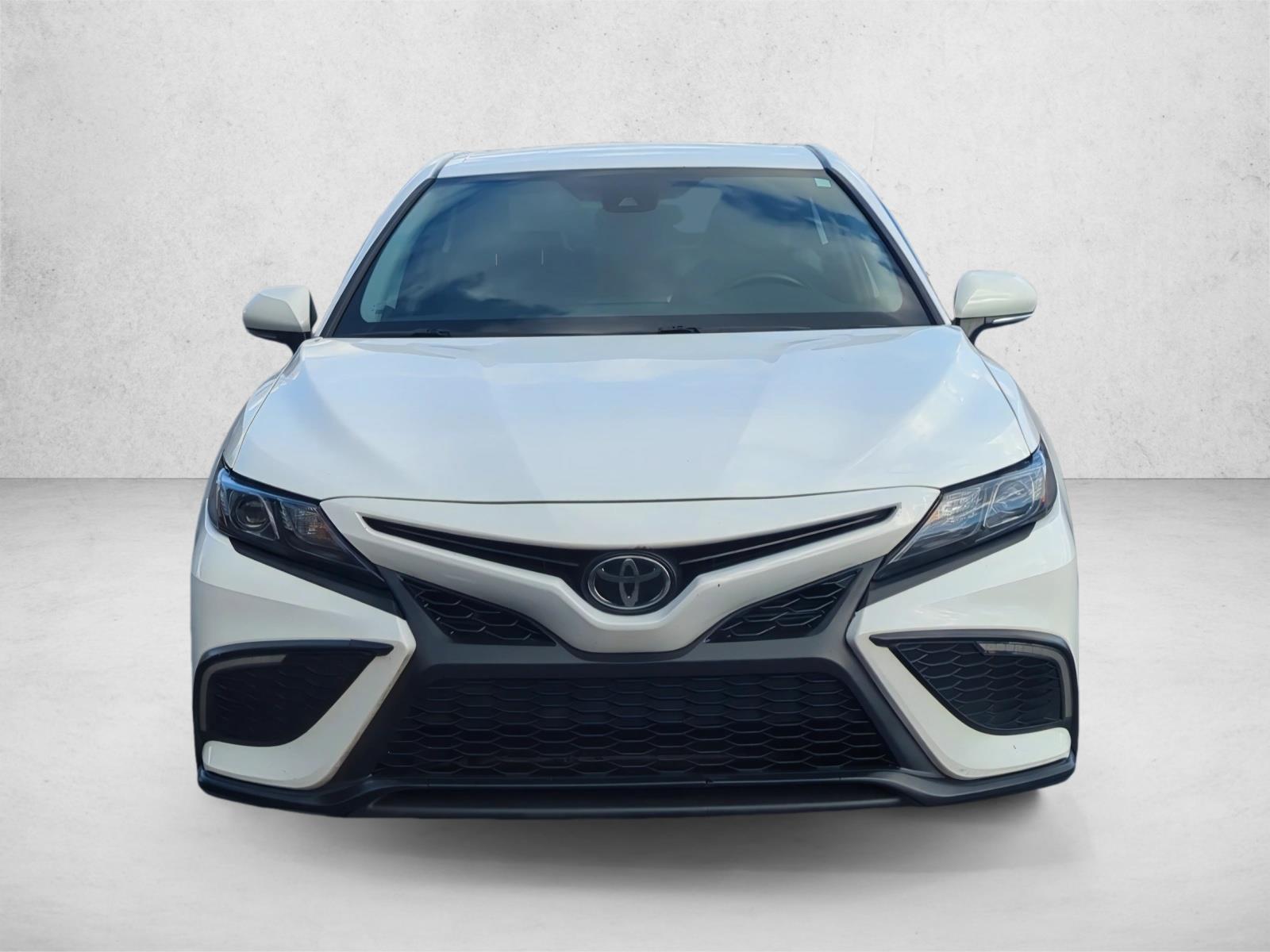 2023 Toyota Camry SE photo 2