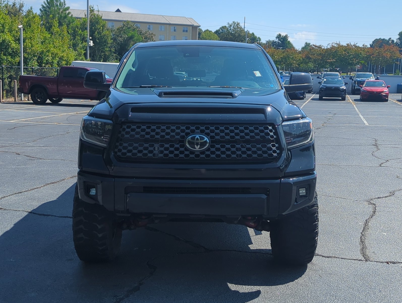 2020 Toyota Tundra SR5 CrewMax photo 2
