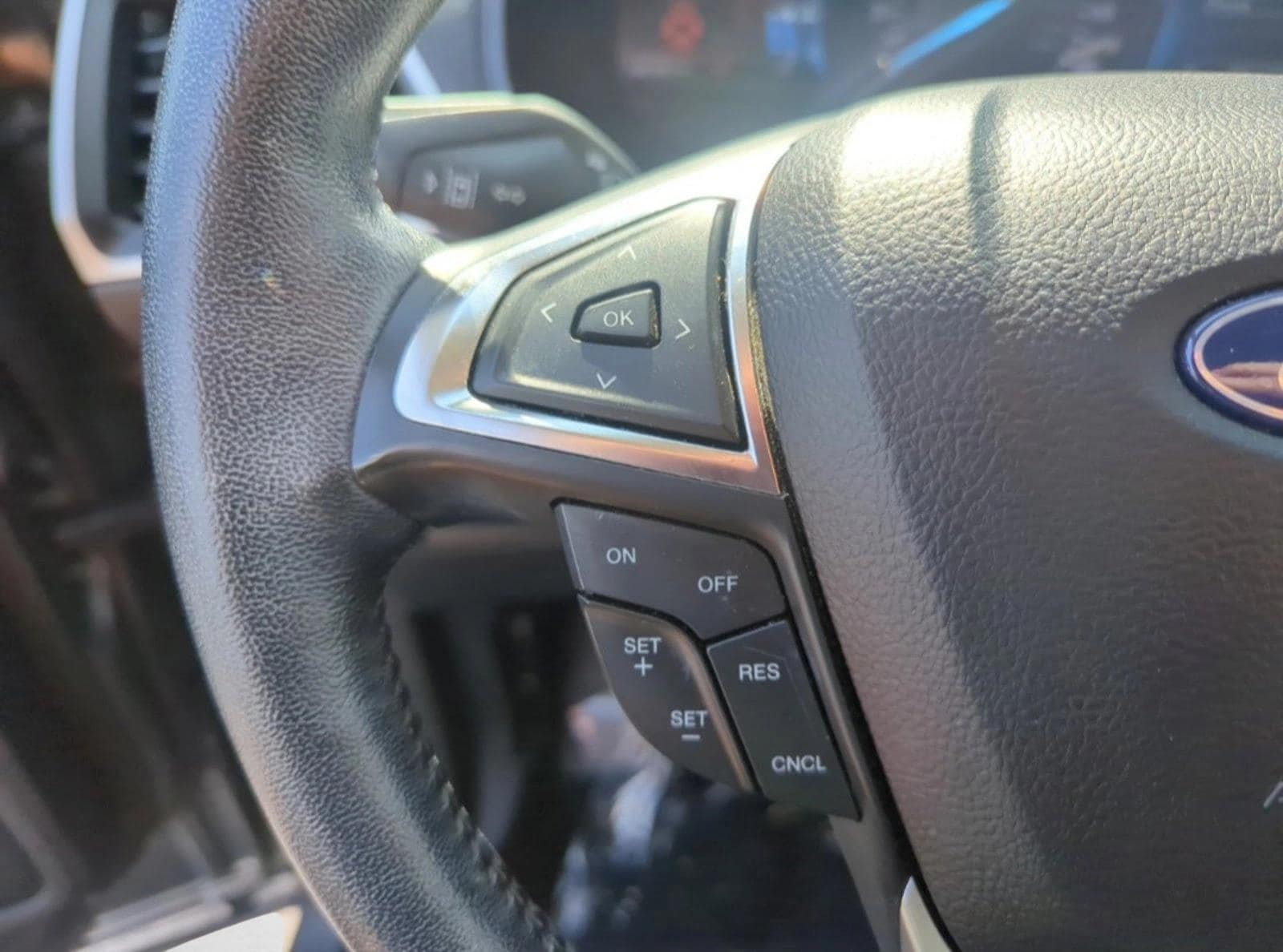 2022 Ford Edge SEL - Photo 12