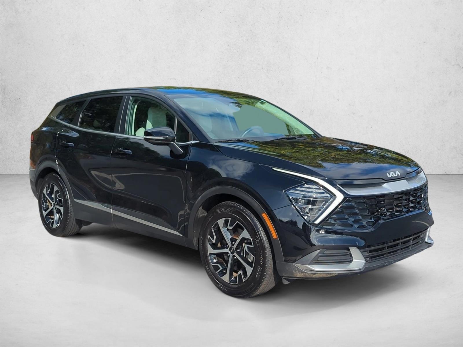 2024 Kia Sportage EX photo 3