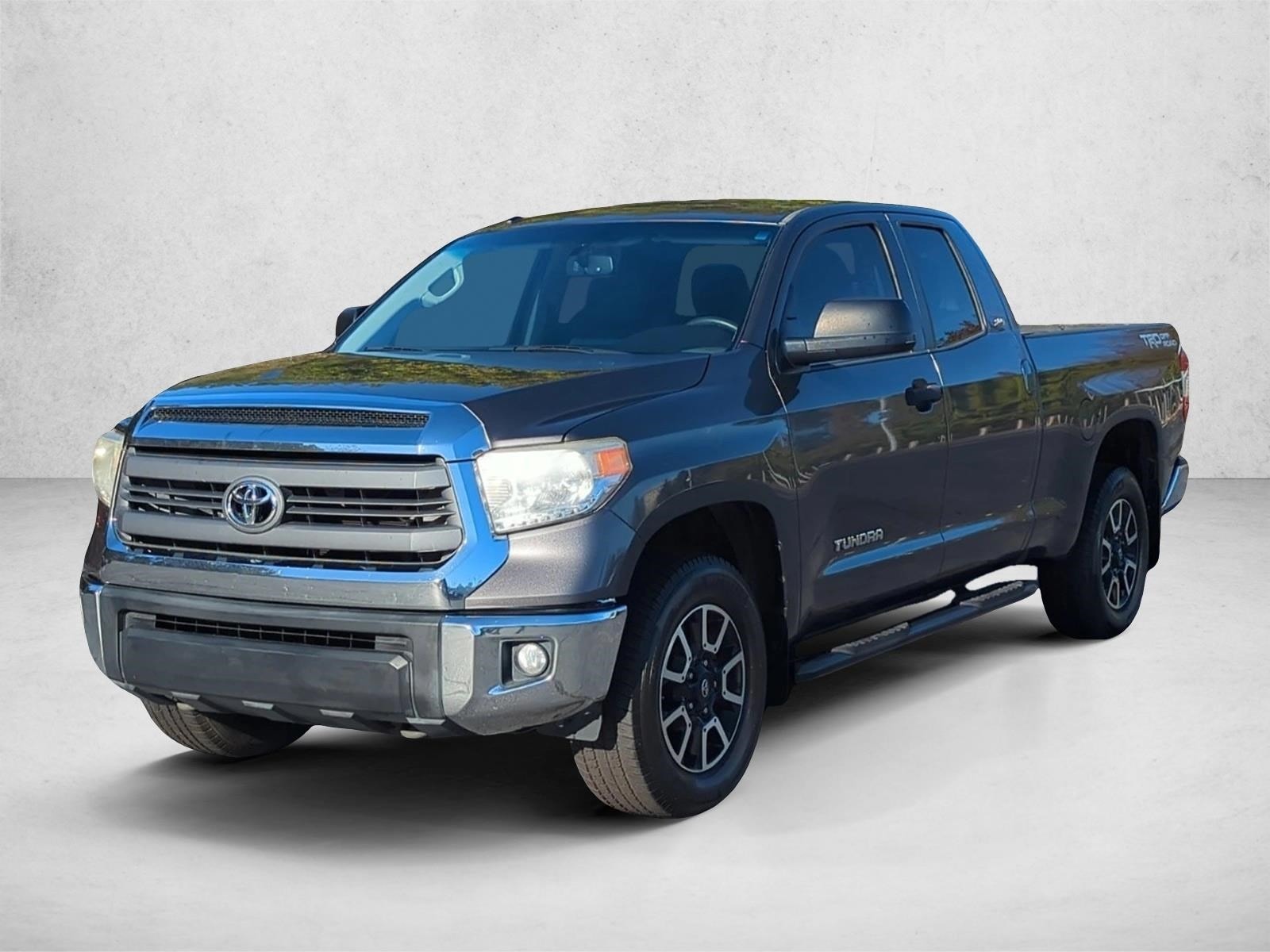 2015 Toyota Tundra SR5
