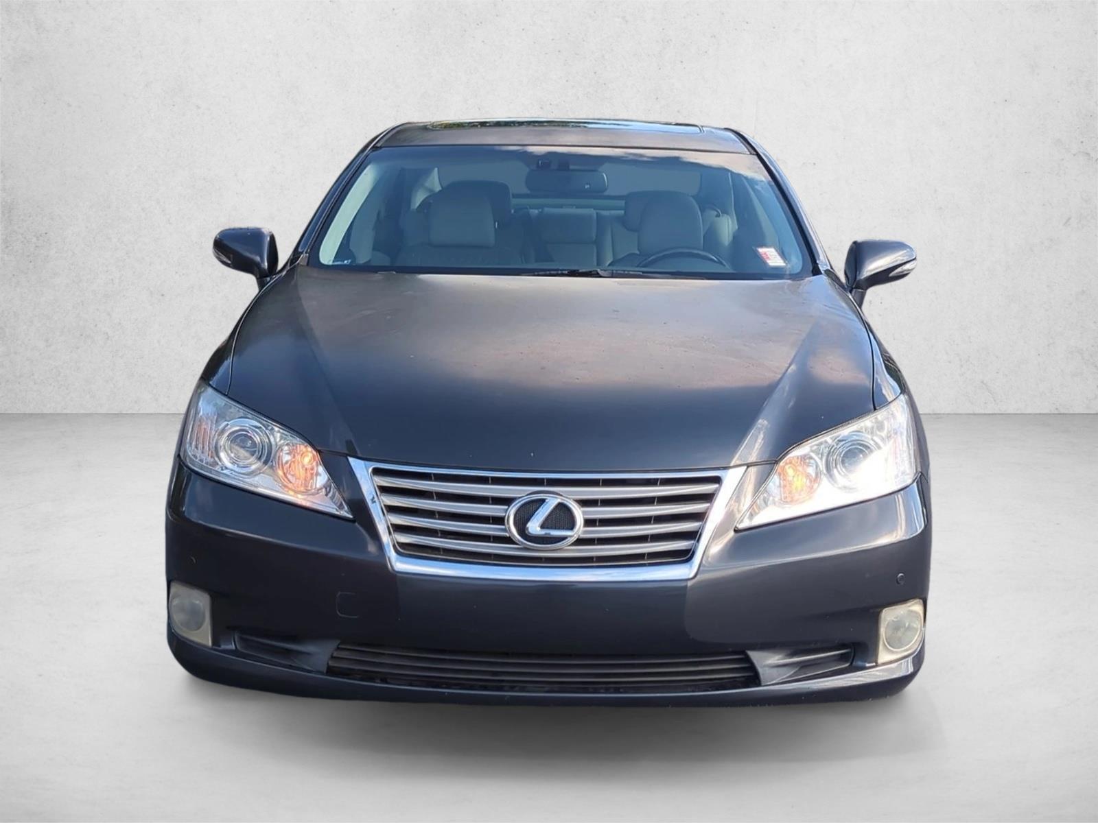 2010 Lexus ES 350 Base photo 2