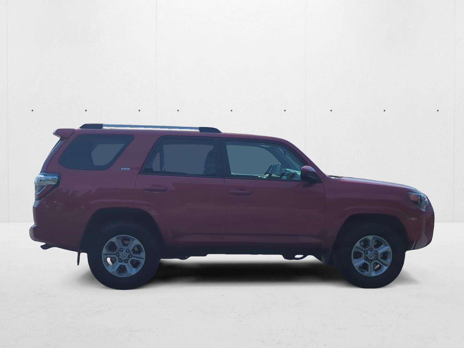 2021 Toyota 4Runner SR5 photo 4