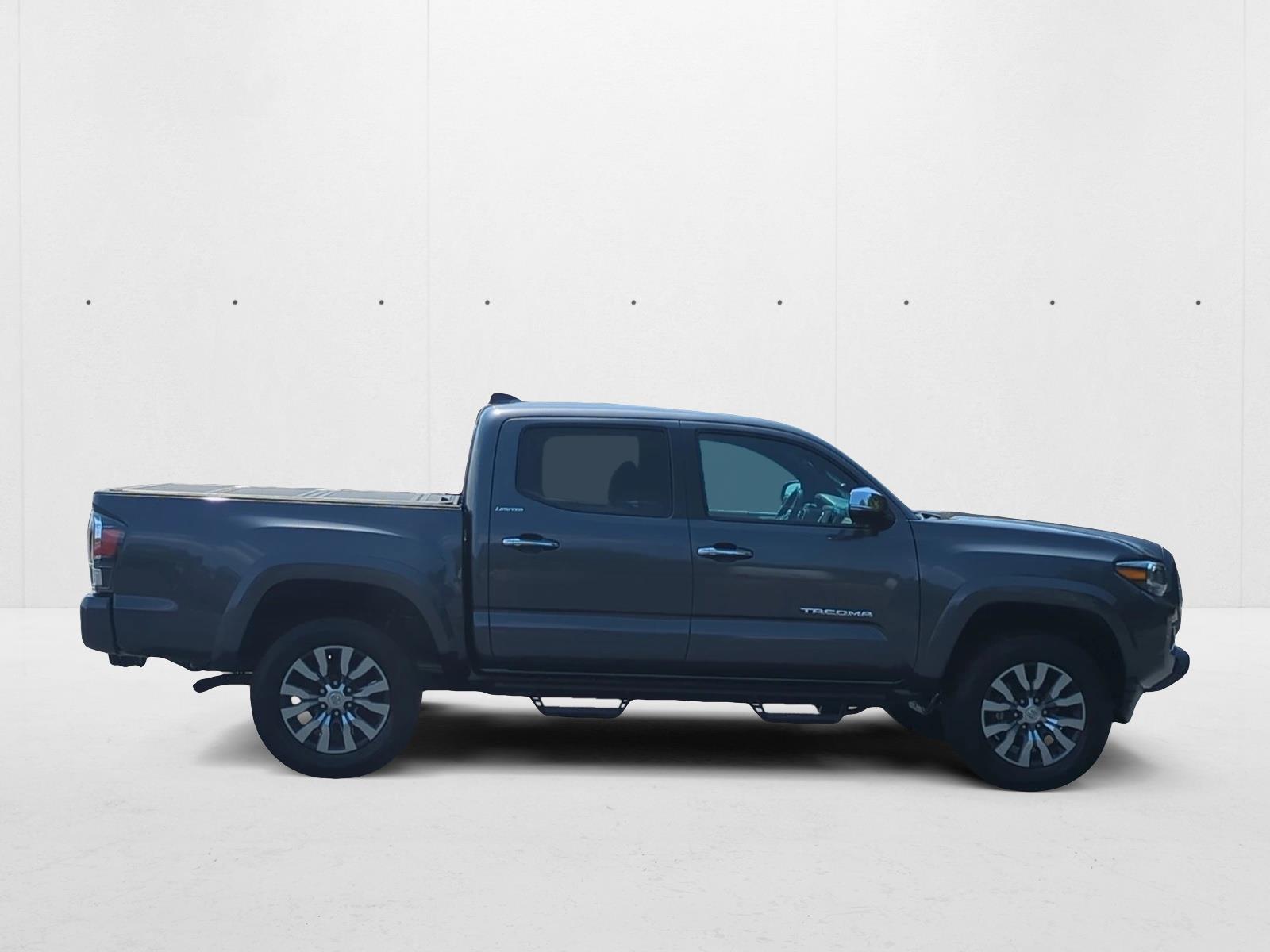 2023 Toyota Tacoma Limited V6 photo 4