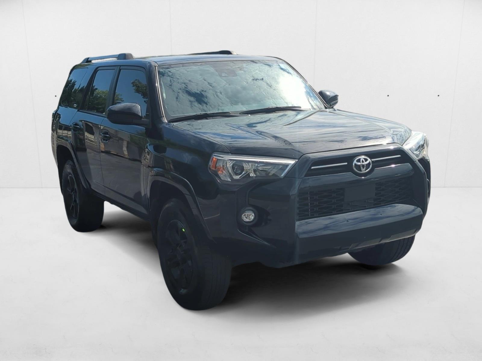 2023 Toyota 4Runner SR5 photo 3