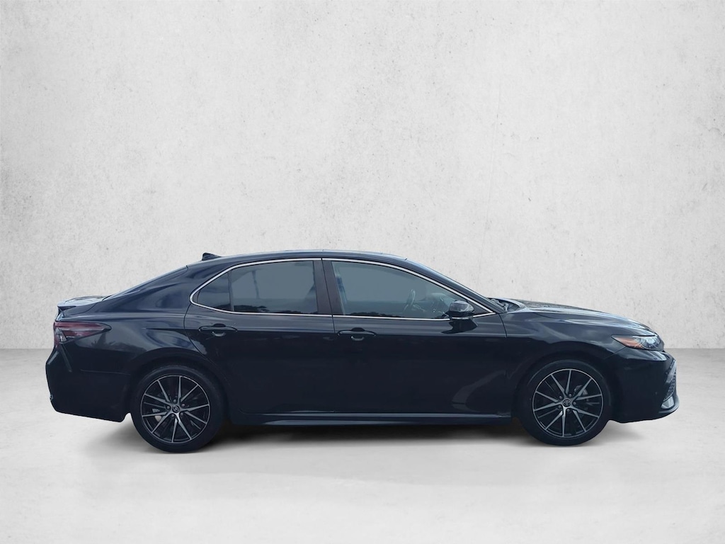 Used 2021 Toyota Camry SE Sedan