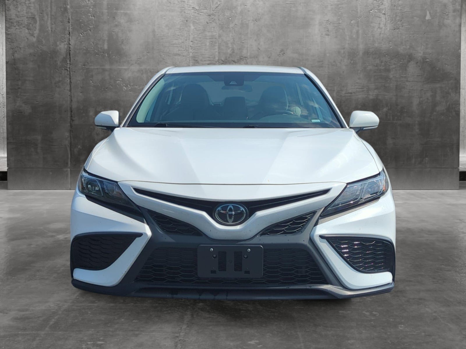 Used 2022 Toyota Camry SE with VIN 4T1G11AK3NU683812 for sale in Lithia Springs, GA