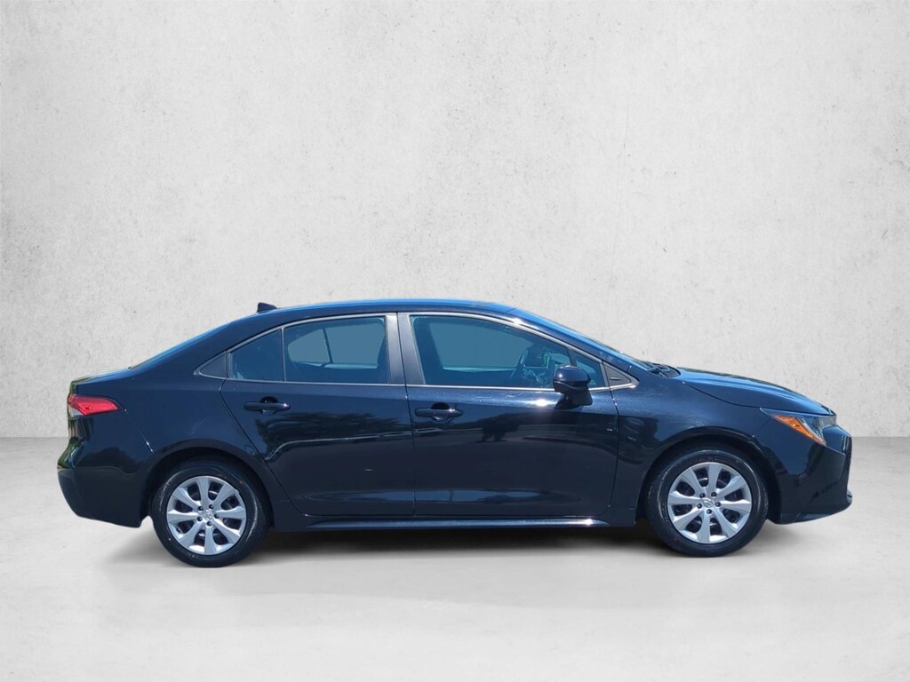 Used 2024 Toyota Corolla LE Sedan