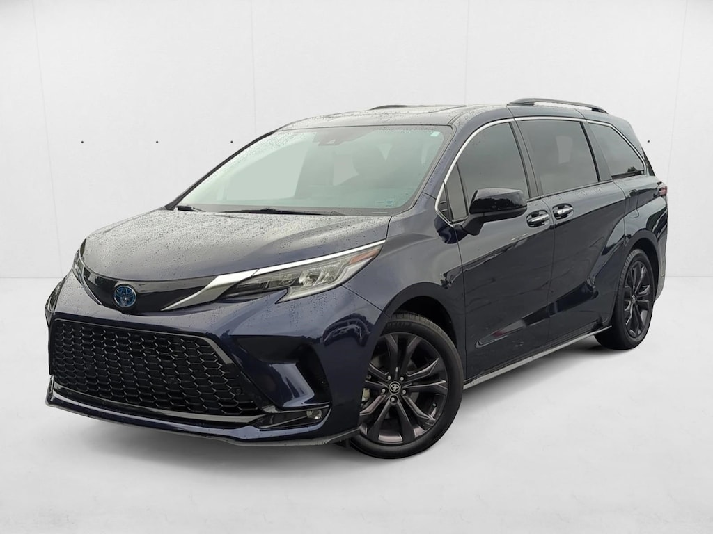 Used 2022 Toyota Sienna XSE 7 Passenger Van Passenger Van