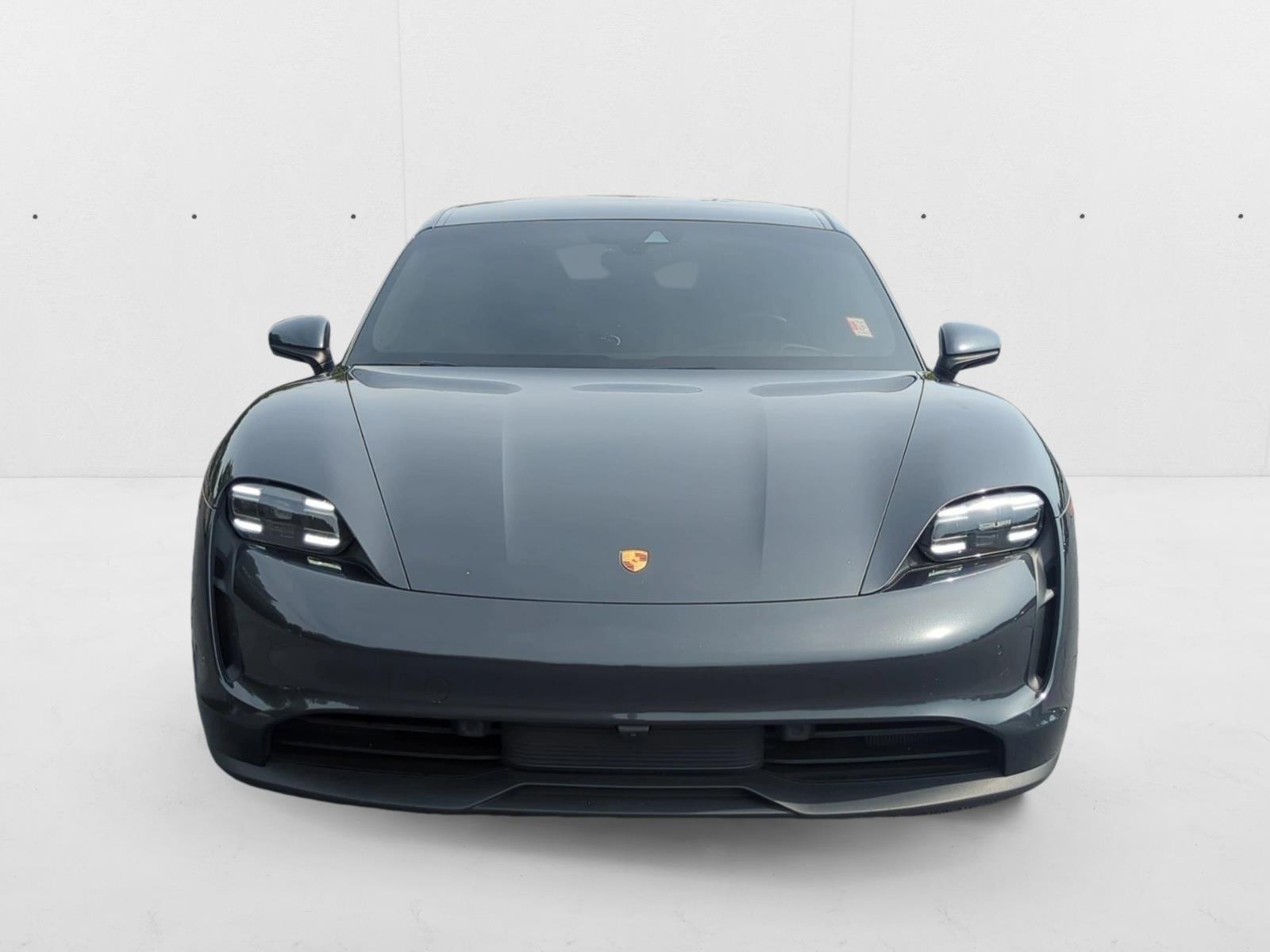 2021 Porsche Taycan photo 2