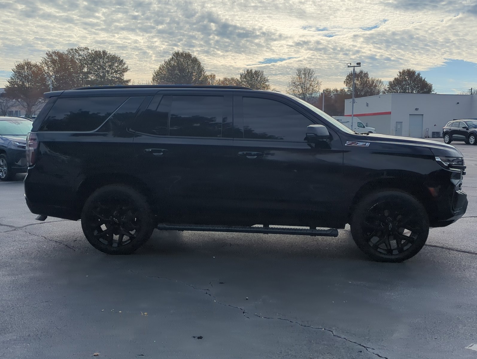 2021 Chevrolet Tahoe Z71 photo 3