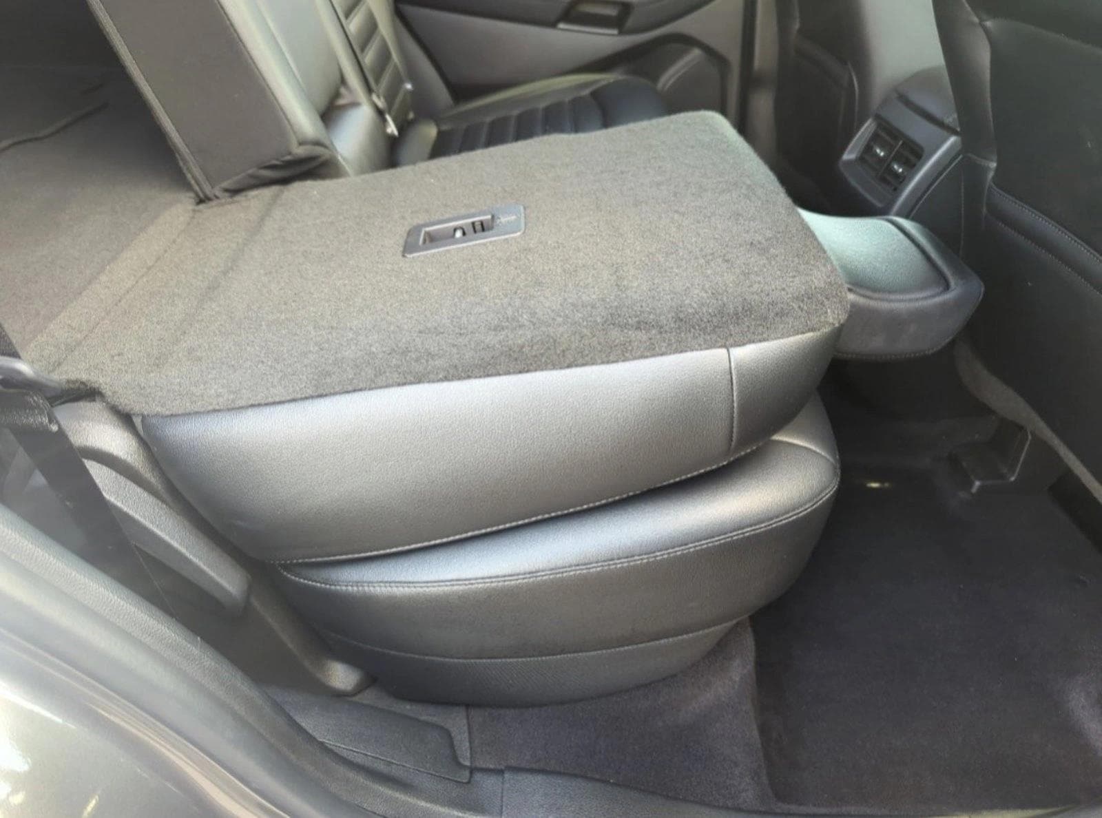 2022 Ford Edge SEL - Photo 22