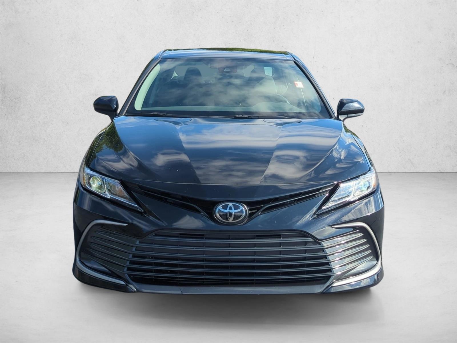 2023 Toyota Camry LE photo 2