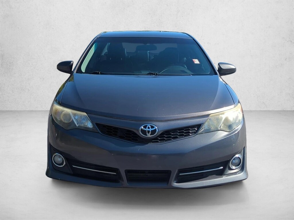 Used 2014 Toyota Camry SE (2014.5) Sedan