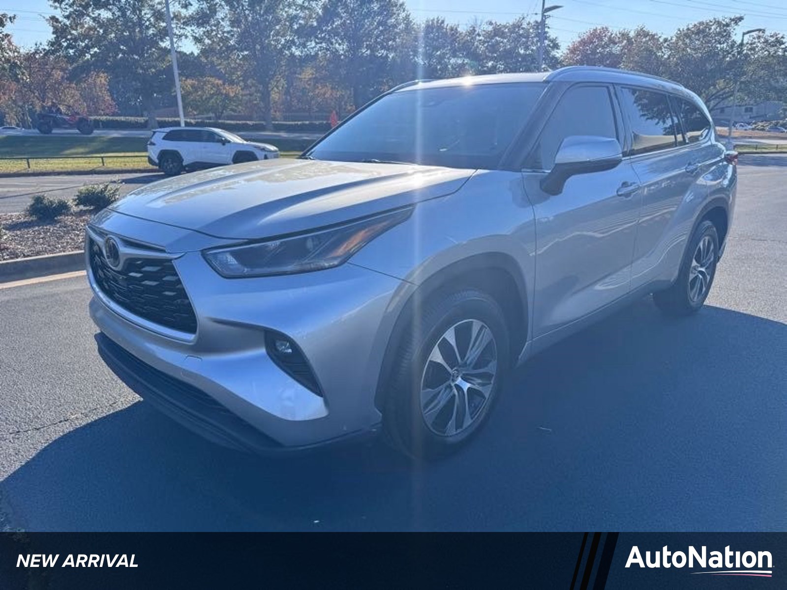 Used 2021 Toyota Highlander XLE SUV