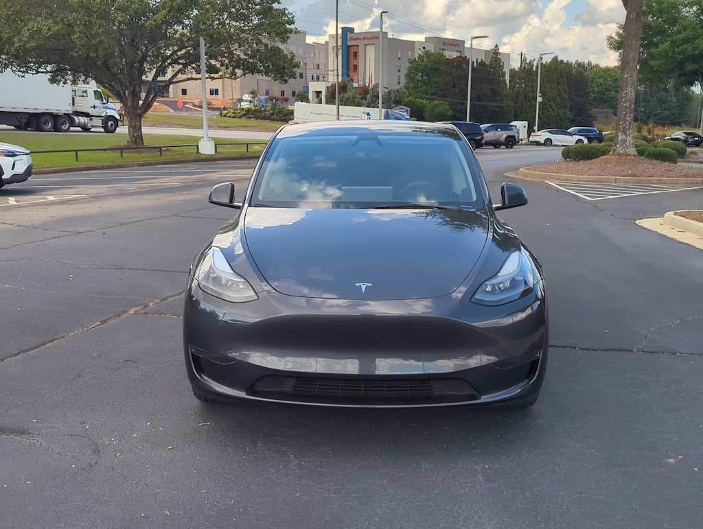 Used 2025 Tesla Model Y Long Range SUV