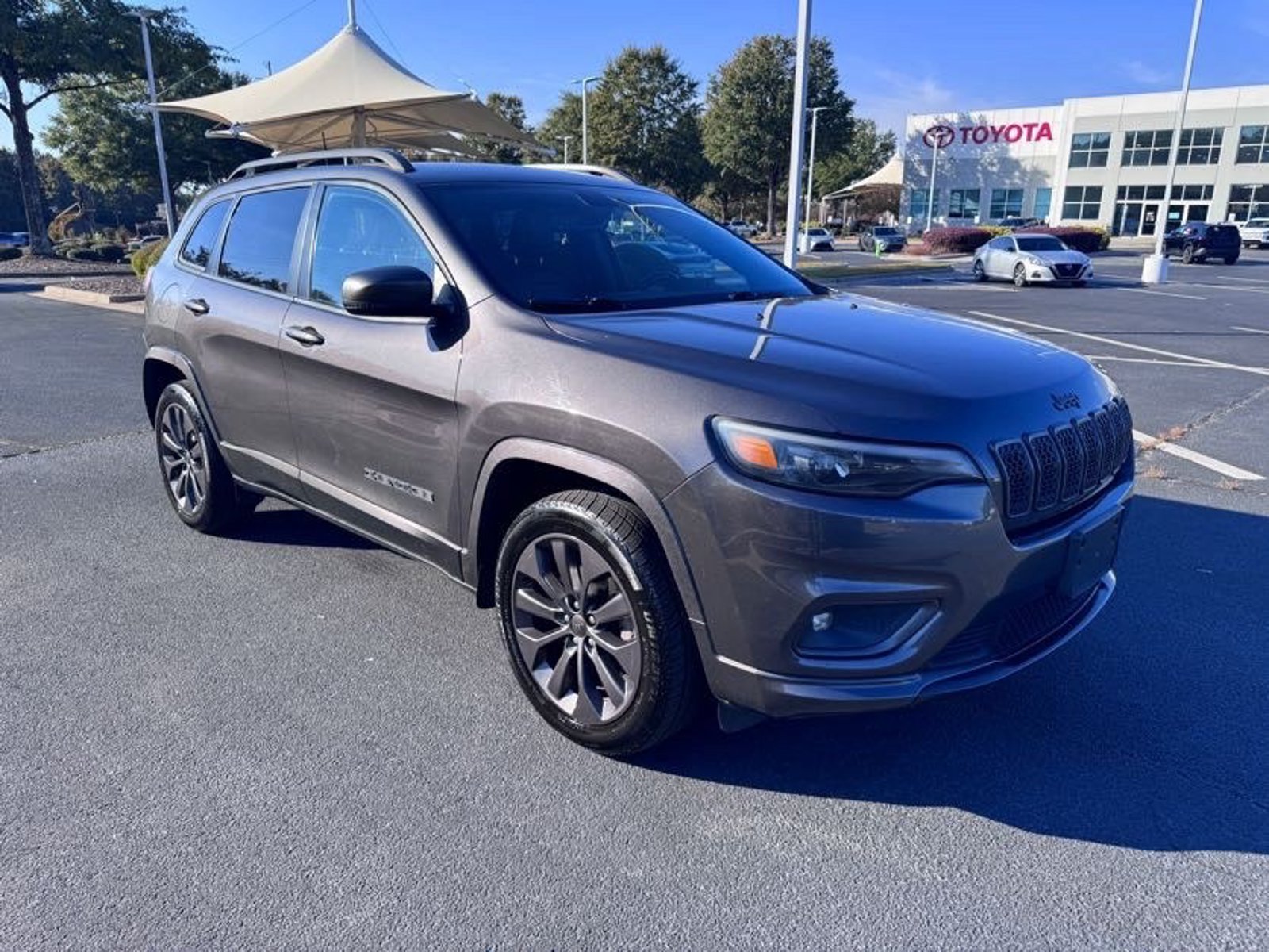 Used 2019 Jeep Cherokee Limited 4x4 SUV
