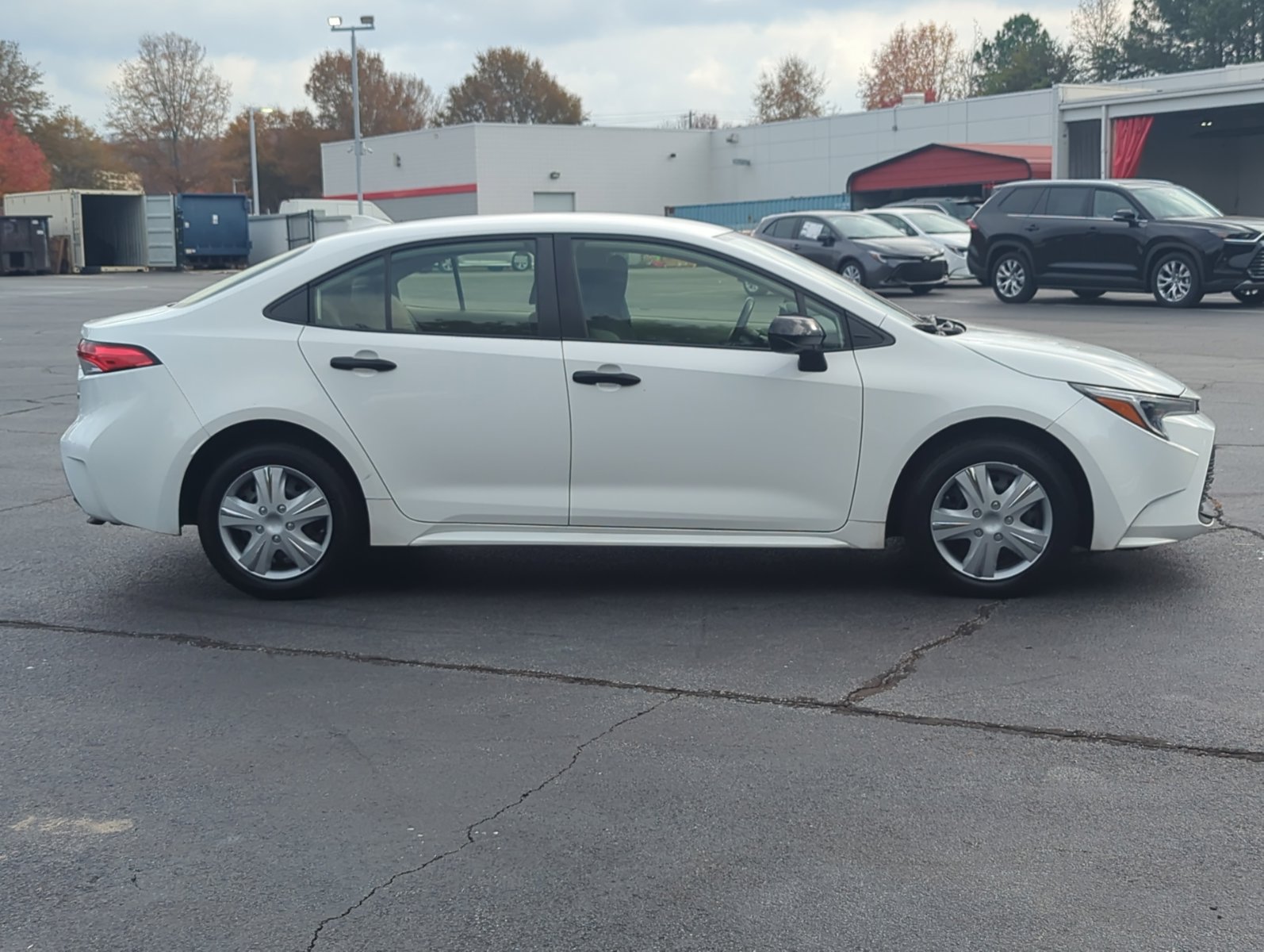 2023 Toyota Corolla Hybrid LE photo 4
