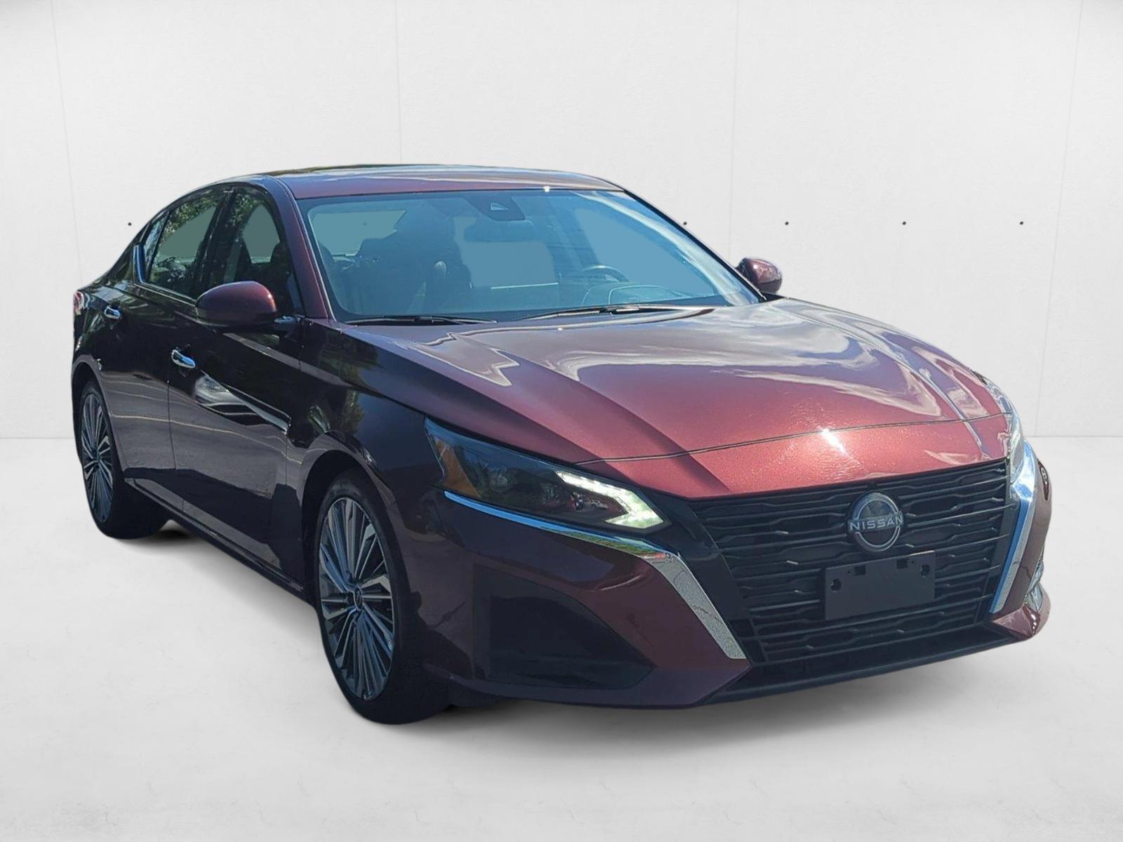 2024 Nissan Altima 2.5 SL photo 3