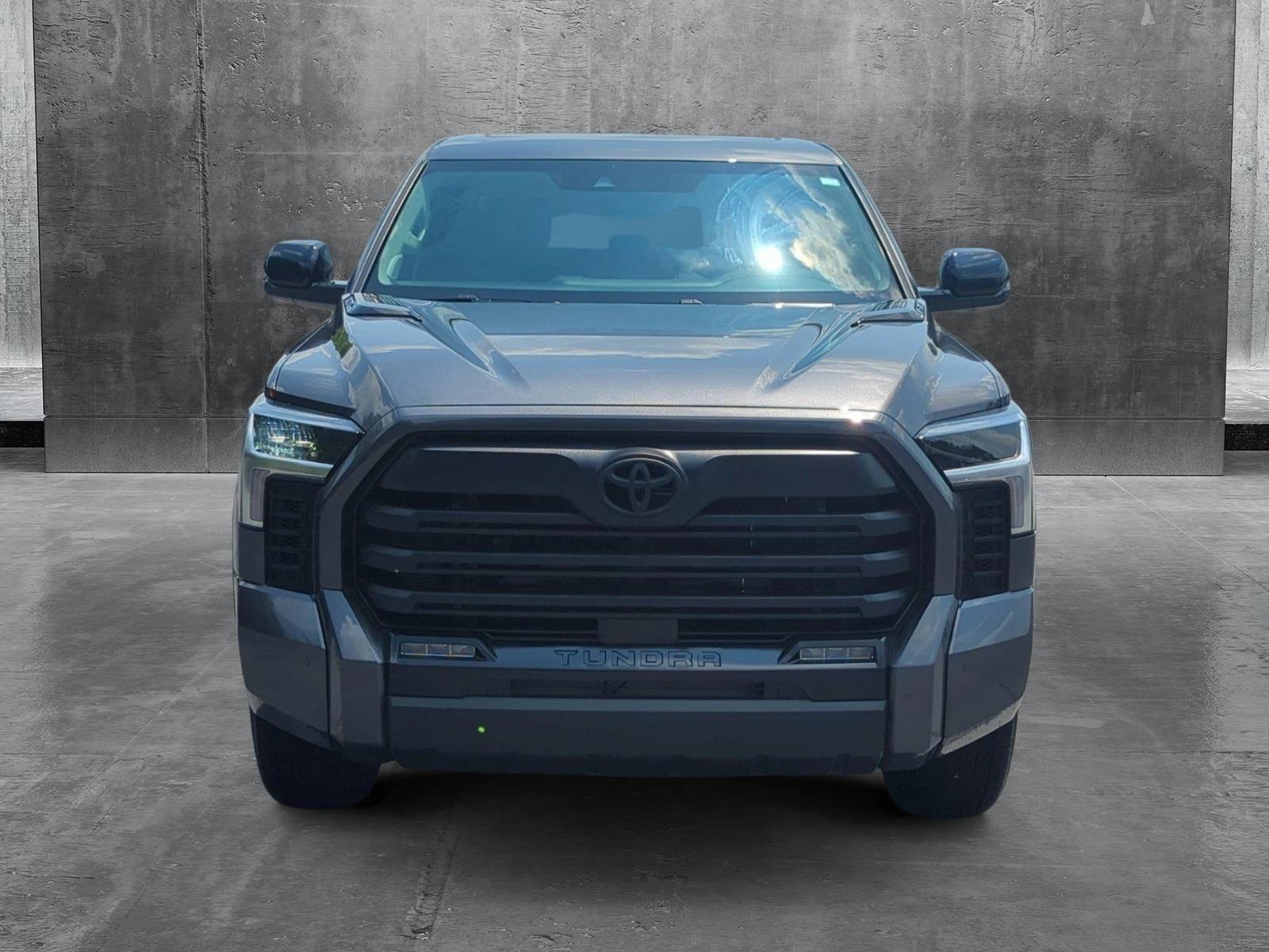 2024 Toyota Tundra Limited CrewMax photo 2